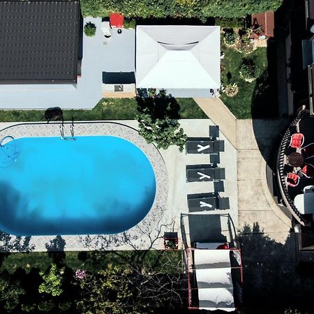 Lux Apartments With Pool Dex Zemun Polje Dış mekan fotoğraf